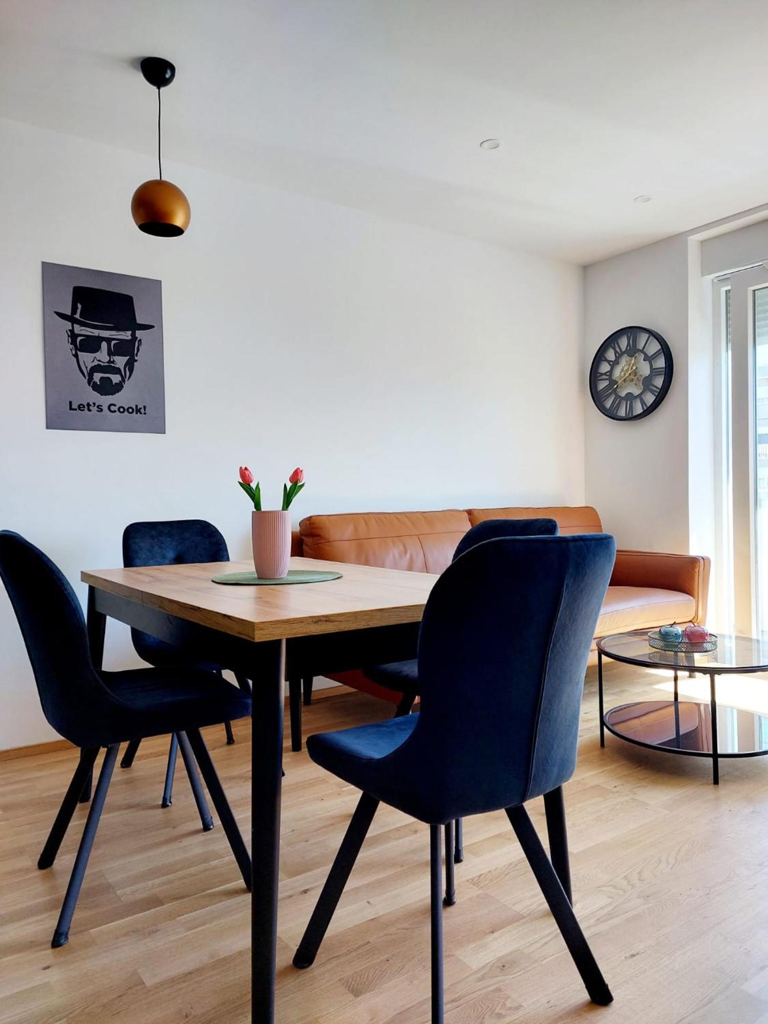 Comfort 2 Bedroom Apartment 10Min Walk From Center And Beach Split Exterior photo